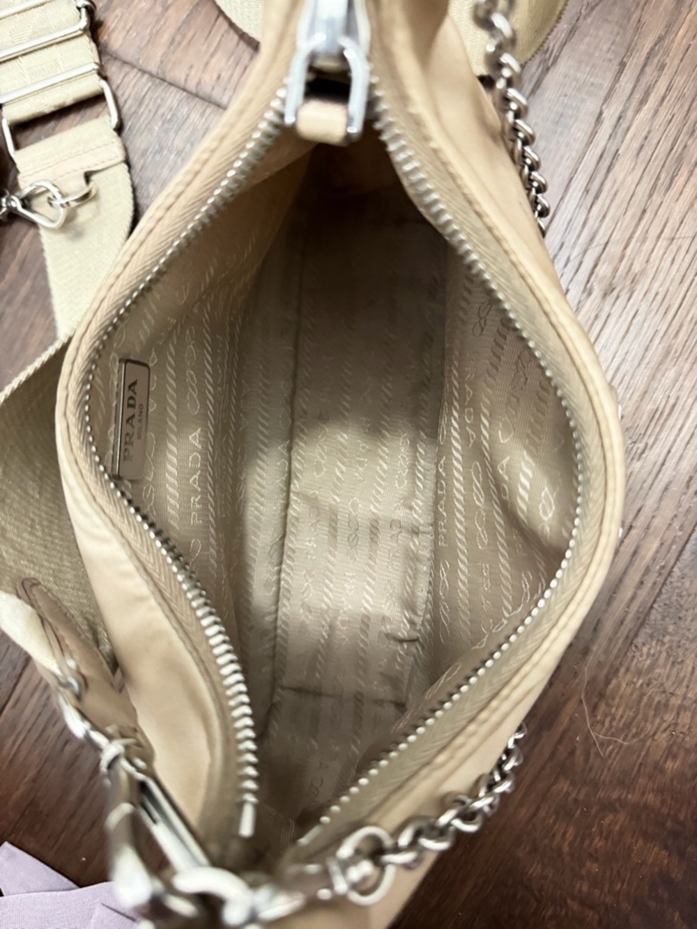 Prada Light Beige 2002 Re-Edition Nylon Crossbody Bag with Wide Strap - Picture 3 of 6